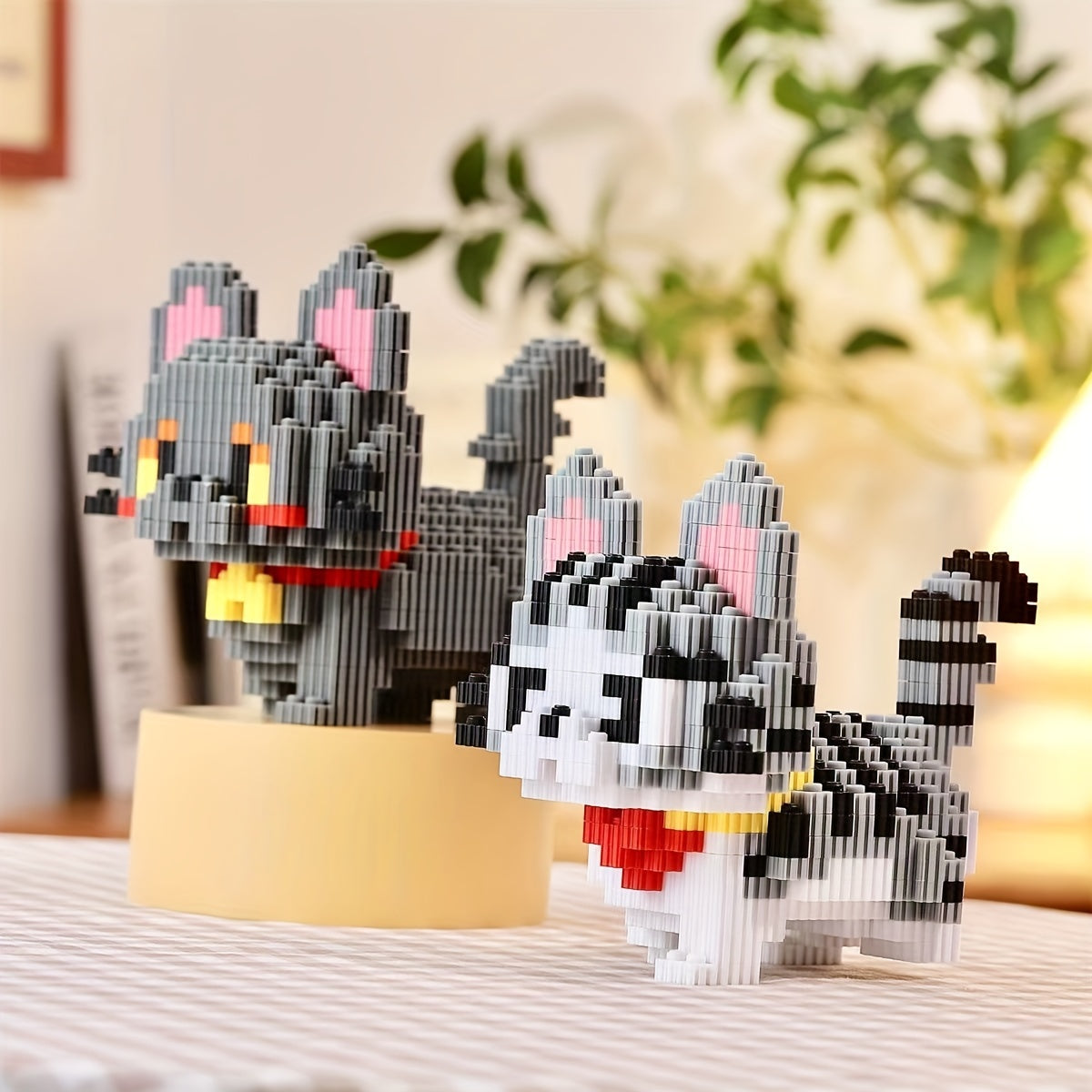 1300pcs Cat & Animal Building Blocks Set